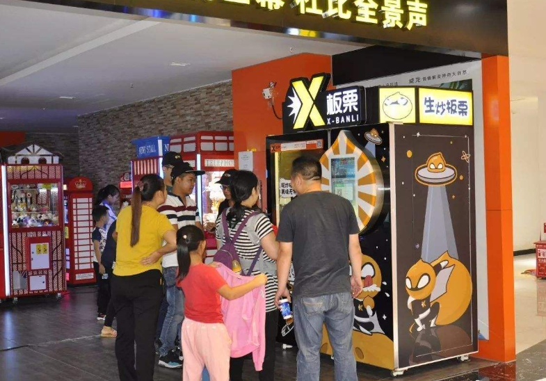 小型炒板栗機(jī)經(jīng)營火爆案例二