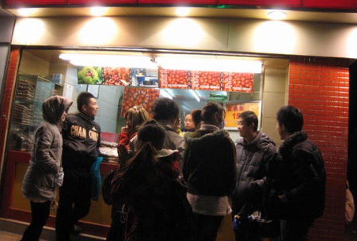 小型炒板栗機(jī)經(jīng)營火爆案例五